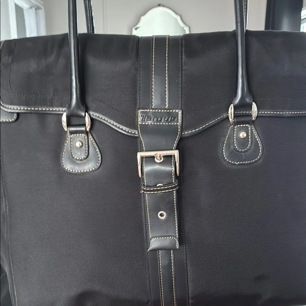 Targus Black Laptop Bag Professional Structured Design